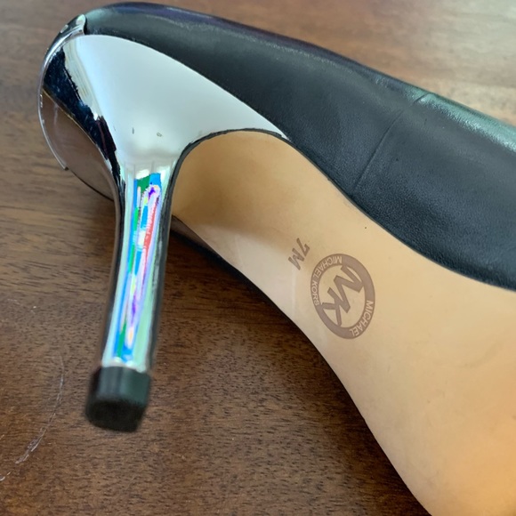 Michael Kors black stilettos metal heel size 7 - Picture 5 of 6